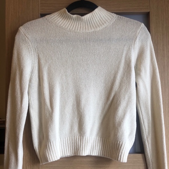 Aritzia Sweaters - Wilfred Chenille Sweater in Cream
